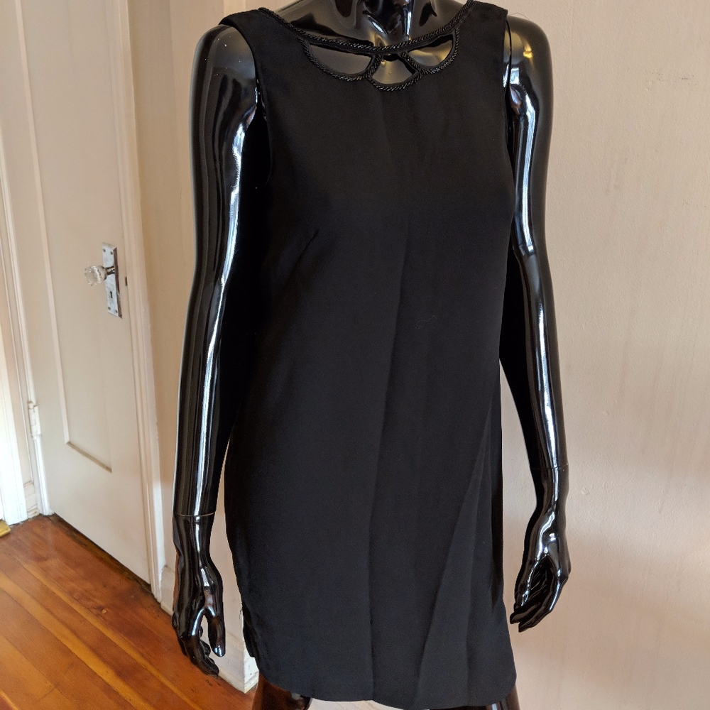 LBD - Picture 2 of 4